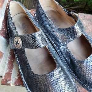 Alegria Shoes - Alegria 37 metallic snake print mary jane Alegria Shoes - Alegria 37 metallic snake print mary jane